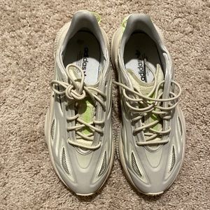 Women’s Adidas ozweego